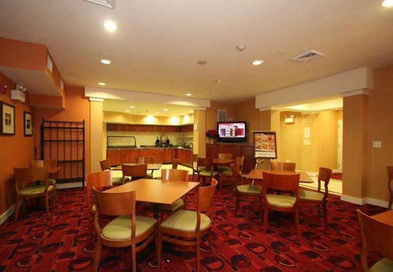 Residence Inn By Marriott Greensboro Airport Экстерьер фото